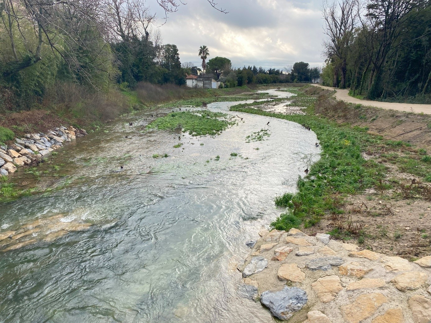 Cadereau Vistre fontaine après travaux (aval boulevard Allende)